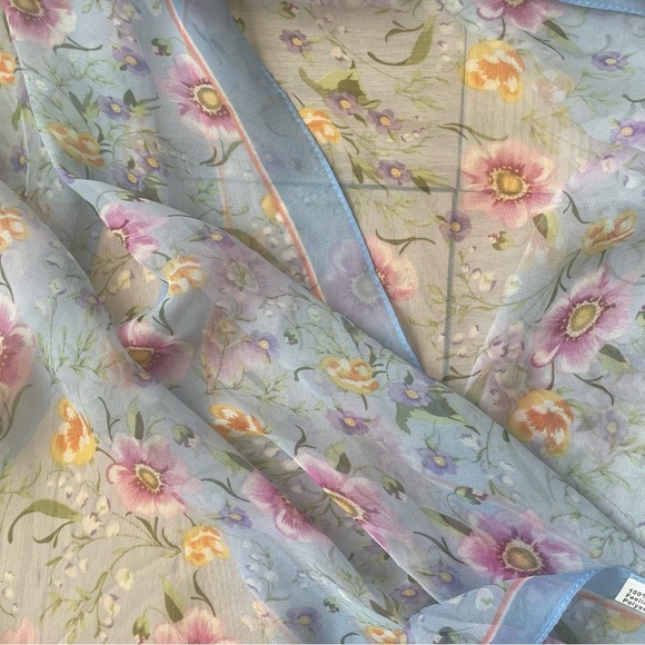 NWOT floral scarf - Picture 2 of 4